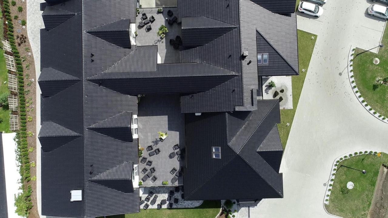 Czarny Staw Hotel Aleksandrów Łódzki Eksteriør billede
